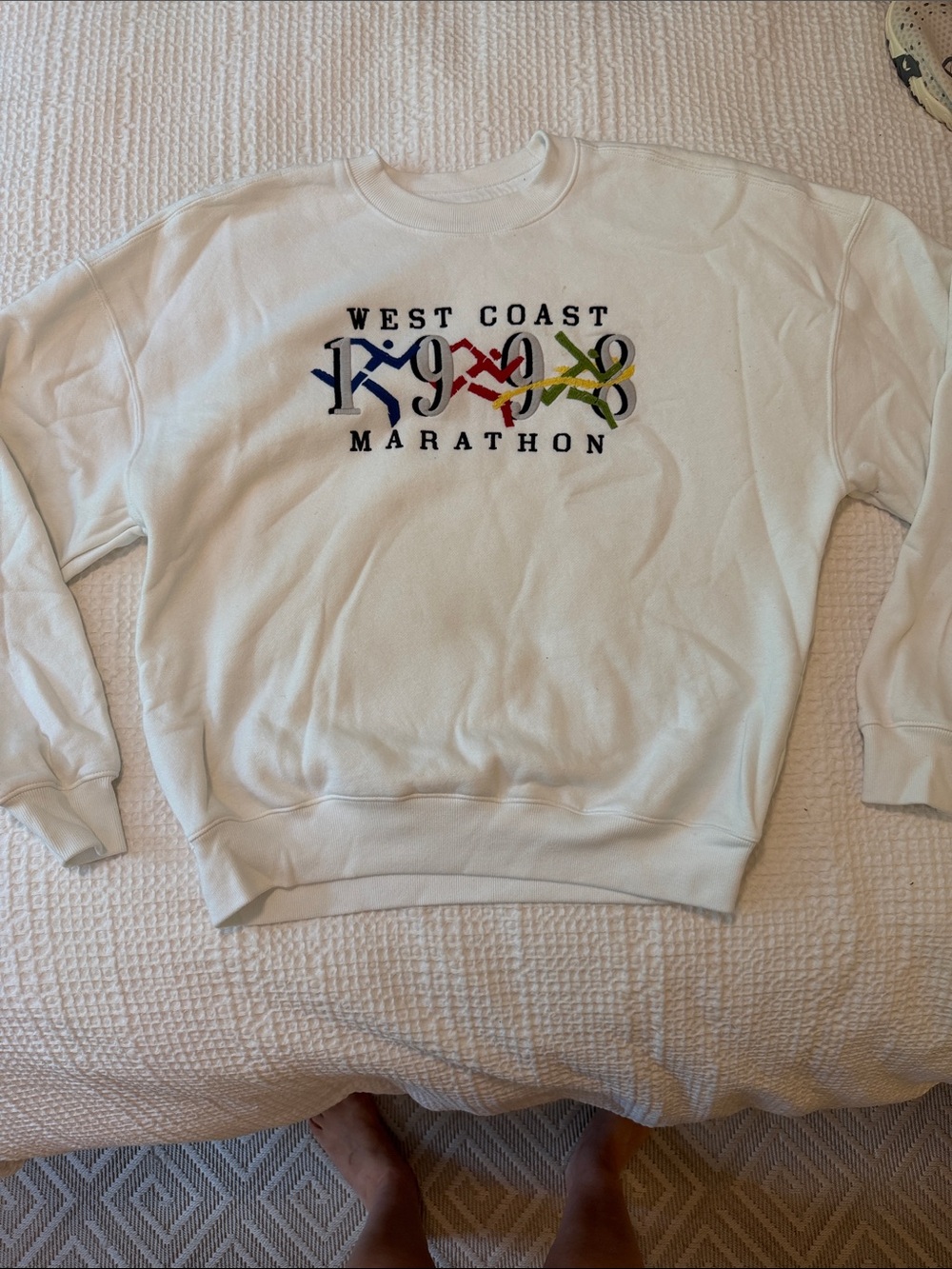 Hollister Off-White Boxy Crewneck Sweatshirt